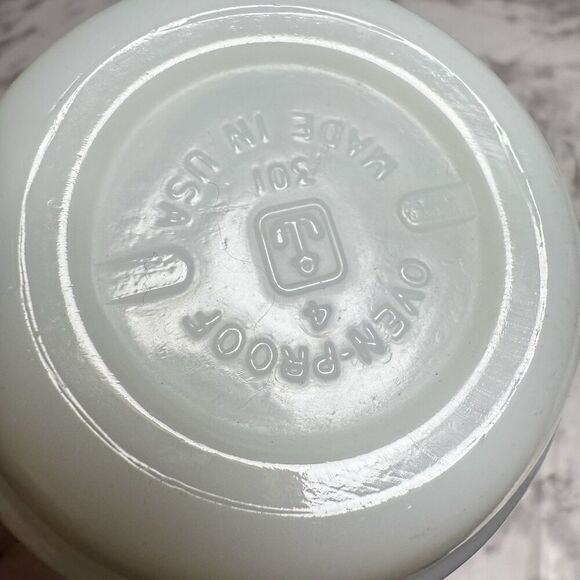 Vintage Anchor Hocking Pepsi Collection Donald Duck Milk Glass Mug - Picture 5 of 5